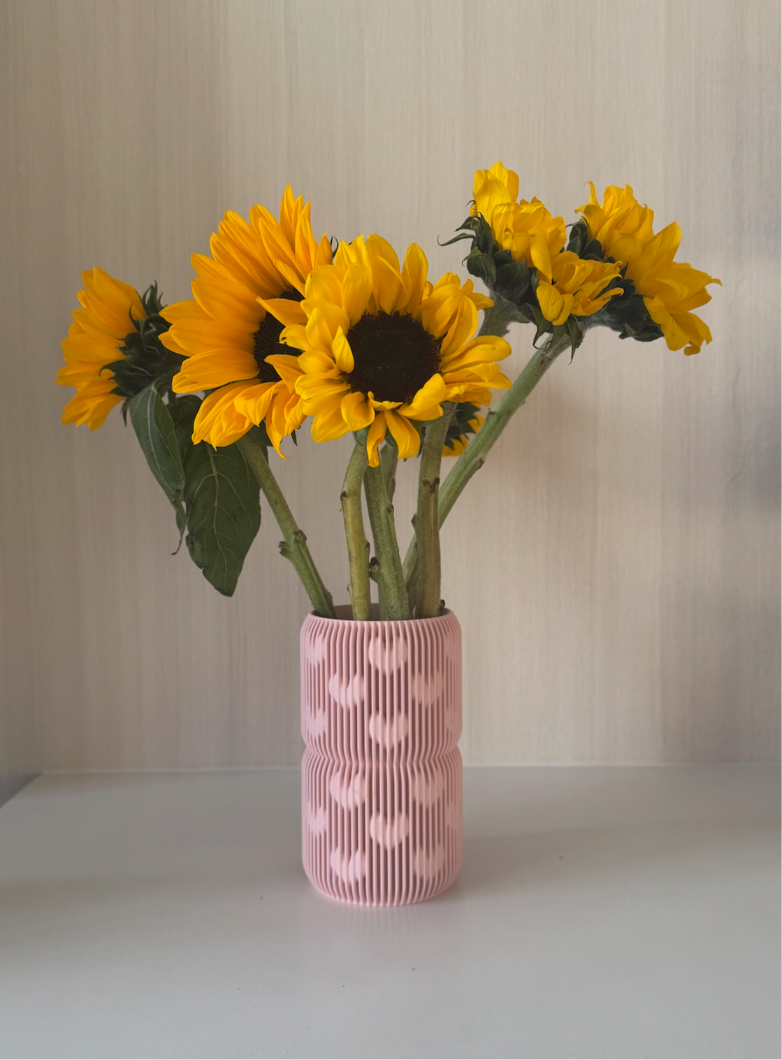 Modern Ribbed Heart Pattern Vase - Sakura Pink